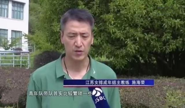 现在，我国的粗钢产量已经达到56.7%的世界份额，在钢铁产业的强力支撑下，中国才成为全球第一制造大国、全球第一贸易大国、100多种工业产品产量稳居世界第一